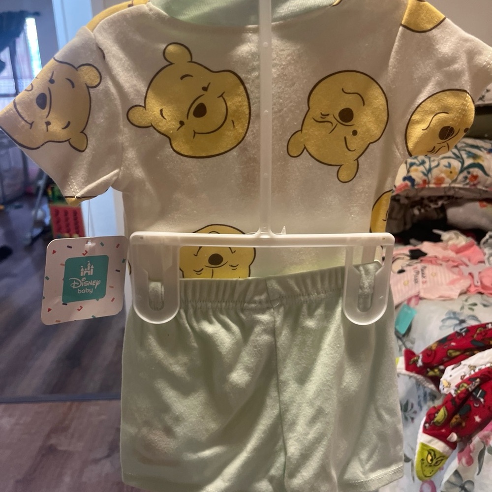 Disney Baby Yellow and Cream Pooh Matching Set